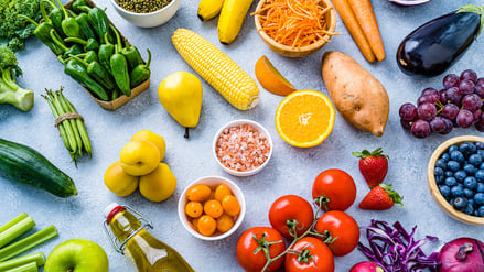 Beim Scheinfasten wird auf tierisches Protein, Zucker und kurzkettige Kohlenhydrate verzichtet.