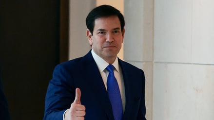 U.S. Secretary of State Marco Rubio arrives to brief senators on the situation in Venezuela, on Capitol Hill in Washington, D.C., U.S., January 7, 2026.  REUTERS/Evelyn Hockstein

