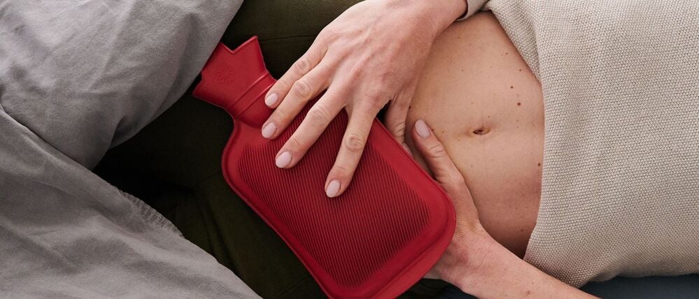 Die Periode ist die pure Qual: Endometriose-Betroffene haben oft starke Schmerzen im Unterleib. 