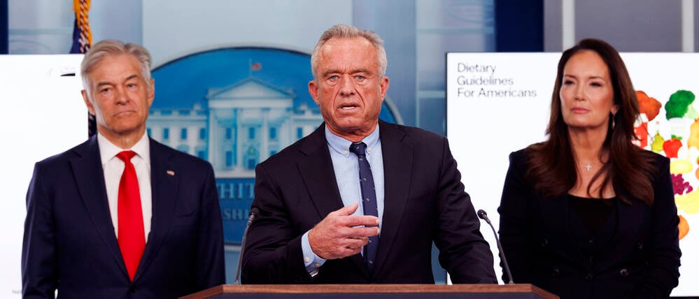 Kennedy bei der Vorstellung der neuen Ernährungsempfehlungen.