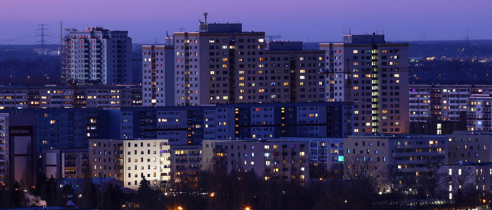Hochhäuser und Mehrfamilienwohnhäuser im Berliner Stadtteil Marzahn-Hellersdorf