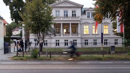 Am Sitz des SPD-Landesverbandes dürfte es nach dem Scheitern der Koalition mit dem BSW hoch hergehen: Wann nimmt die Partei Gespräche mit der CDU zur Bildung einer neuen Regierung auf? (Archivbild)
