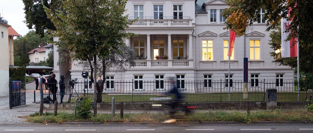 Am Sitz des SPD-Landesverbandes dürfte es nach dem Scheitern der Koalition mit dem BSW hoch hergehen: Wann nimmt die Partei Gespräche mit der CDU zur Bildung einer neuen Regierung auf? (Archivbild)