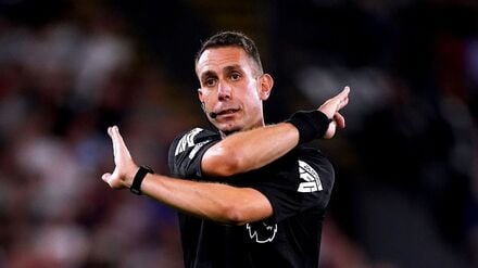 Der frühere Premier-League-Schiedsrichter Coote wurde zu einer Bewährungsstrafe verurteilt. (Archivfoto)