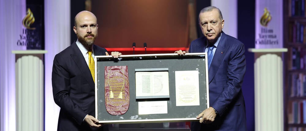 Bringt sich als Präsidentennachfolger in Stellung: Erdogans Sohn Bilal (li.)