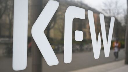 KfW-Erhebung: Allein bis 2029 könnten jährlich bis zu 114.000 Unternehmen geschlossen werden. (Archivbild)