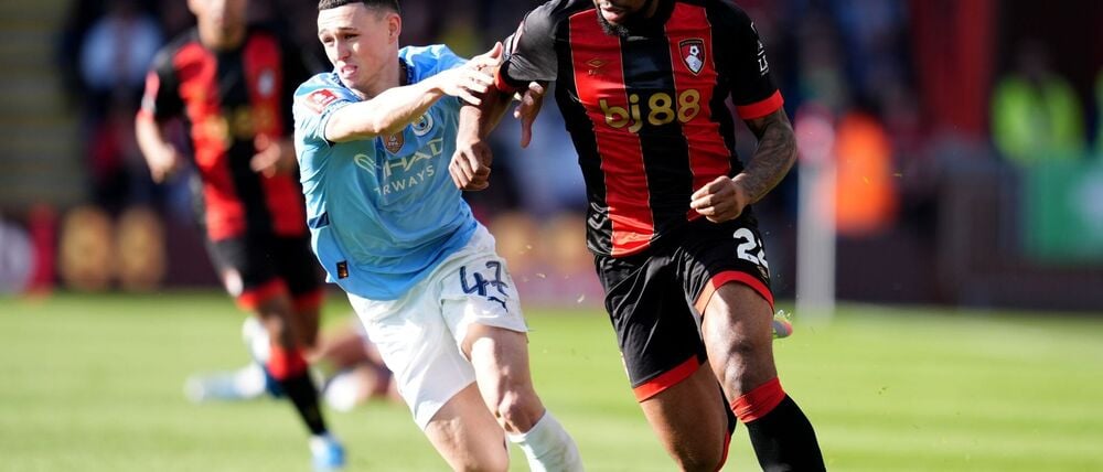 Ab sofort sind Phil Foden (l) und Antoine Semenyo Teamkollegen bei Manchester City.