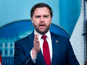 JD Vance rechtfertigt die tödlichen Schüsse durch ICE-Beamte auf eine 37-jährige Frau.