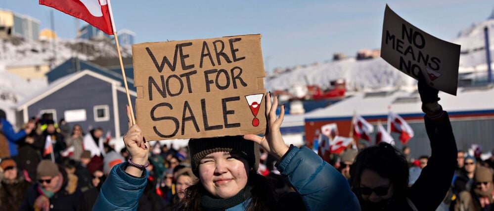 Menschen nehmen an einem Marsch teil, der vor dem US-Konsulat unter dem Motto „Grönland gehört dem grönländischen Volk“ endet (Symbolbild).