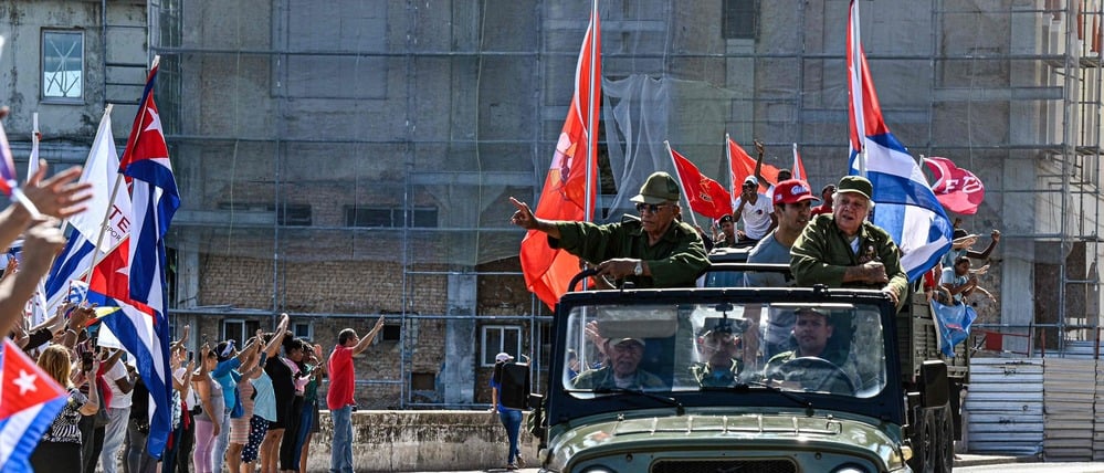 Eine Parade von Veteranen in Havanna.