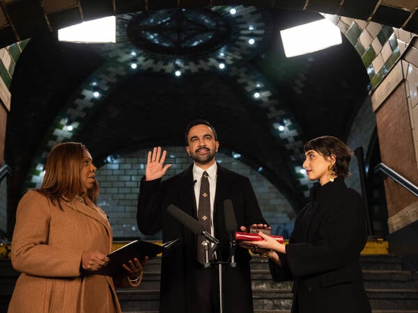 Attorney General Letitia James Democrat of New York, left, administers the oath of office to Zohran Mamdani, center, to be Mayor of New York, New York, USA at old City Hall Station on Thursday January 1, 2026. Holding bibles at right is Mayor Mamdanis wife Rama Duwaji. Copyright: xPoolxphotox 2026xThexNewxYorkxTimesxfromxConsolidatedxNewsxPhotosxAllxRightsxReservedx