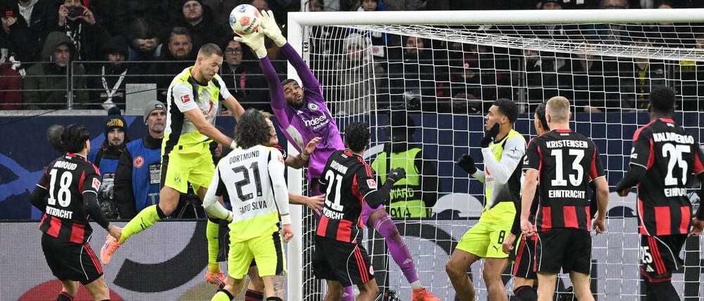 Hoch her ging es vor beiden Toren am Freitagabend in Frankfurt.