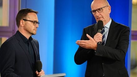 Brandenburgs Ministerpräsident Dietmar Woidke (SPD) und CDU-Landeschef Jan Redmann wollen eine mögliche Koalition aus SPD und CDU ausloten. (Archivbild)
