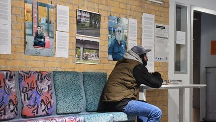 Ein Nachtcafé am Bahnhof Zoo bietet Zuflucht.