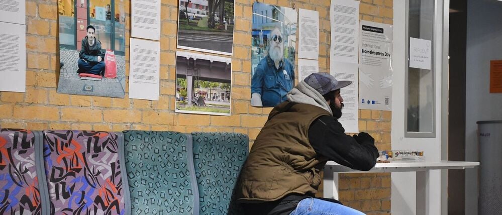 Ein Nachtcafé am Bahnhof Zoo bietet Zuflucht.