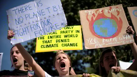 Noch 2019 demonstrierten Menschen vor dem Capitol in Washington für mehr Klimaschutz.