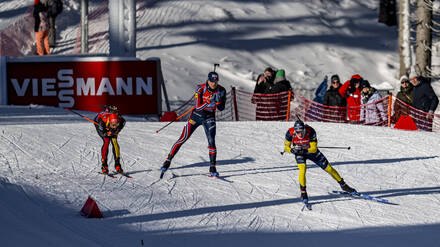 David Zobel (l.) verpasste eine bessere Platzierung für die deutsche Männerstaffel hauchdünn.