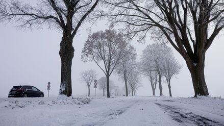 Am Montag gibt es Unwetterwarnungen vor Glätte.