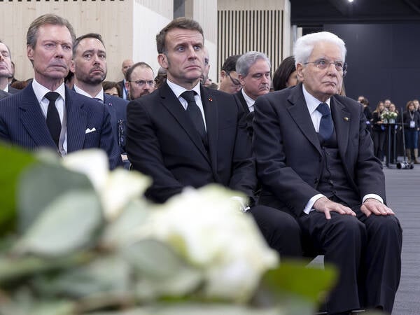 Martigny - President of the Republic Sergio Mattarella with French President Emmanuel Macron at the official ceremony in memory of the victims of the Crans-Montana fire, today, January 9, 2025. Photo by Paolo Giandotti - Press Office for Press and Communication of the Presidency of the Republic This is a private photo published on social networks or broadcast media provided by this Agency. The Agency does not claim any ownership, including but not limited to copyright or license, of the attached material. The fees charged by this Agency are for the Agency s services only and do not convey, nor are they intended to convey to the user, any ownership, copyright or license to the material. By posting this material, you expressly agree to inde PUBLICATIONxNOTxINxITA Copyright: xPres.xrepubblicax/xFotogrammax/xipa-agency.netx/xPres.xrepubblicax/xFotogrammax IPA_Agency_IPA69854232