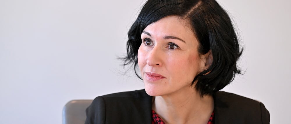 Potsdams Oberbürgermeisterin  
Noosha Aubel (parteilos)