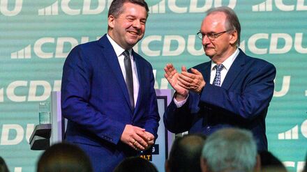 Sven Schulze will das Amt von Sachsen-Anhalts Regierungschef Reiner Haseloff (beide CDU) übernehmen. (Archivbild)