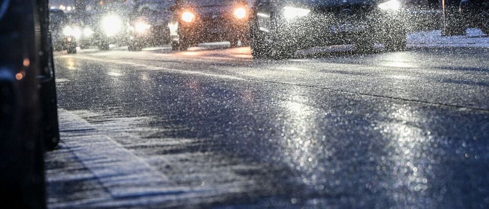 Der Deutsche Wetterdienst warnte vor Glatteis in Berlin und Brandenburg.