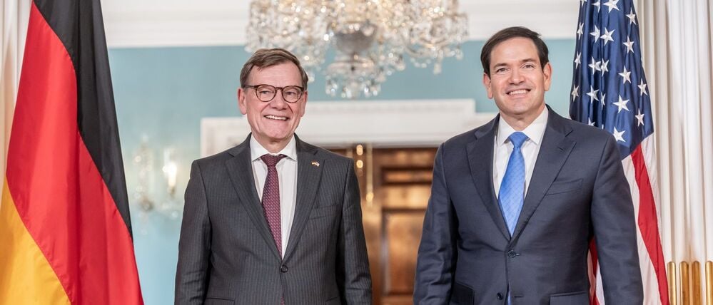 Beim Gespräch von Außenminister Johann Wadephul (l., CDU) mit seinem US-Kollegen Marco Rubio geht es auch um die Drohungen von US-Präsident Donald Trump gegen Grönland.
