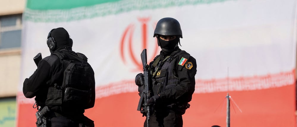 Mitglieder der iranischen Polizei nehmen an einer regierungsfreundlichen Kundgebung in Teheran, Iran, am 12. Januar 2026 teil (Symbolbild).