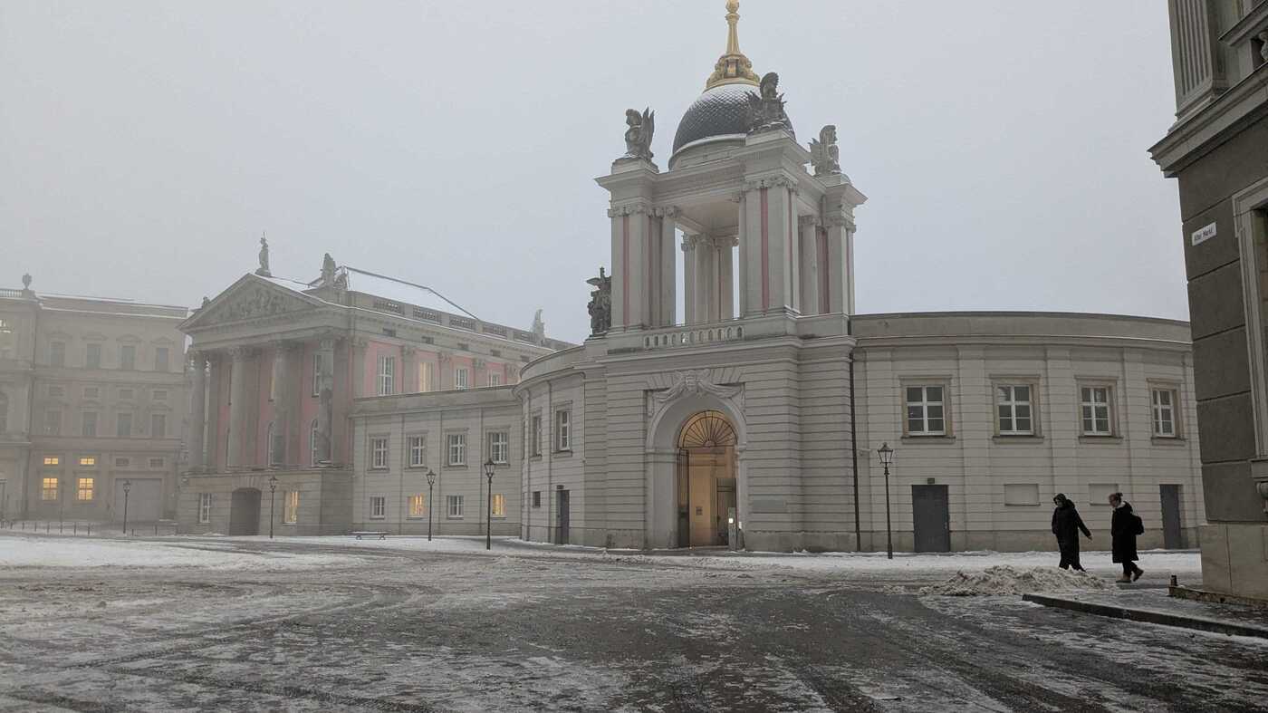 Gefrierender-Regen-und-glatte-Stra-en-Zwei-Gl-tteunf-lle-in-Potsdam-60-landesweit