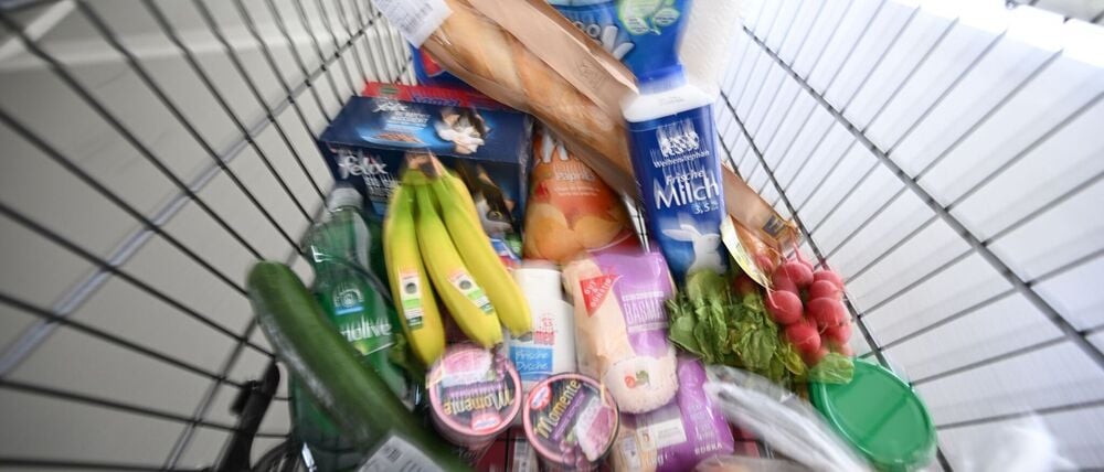 Lebensmittel sind laut Statistischem Bundesamt seit 2020 im Schnitt mehr als 35 Prozent teurer geworden. (Symbolbild)