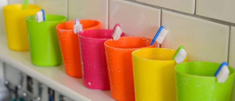 Das Zähneputzen ist nun Pflicht in Berliner Kitas. 