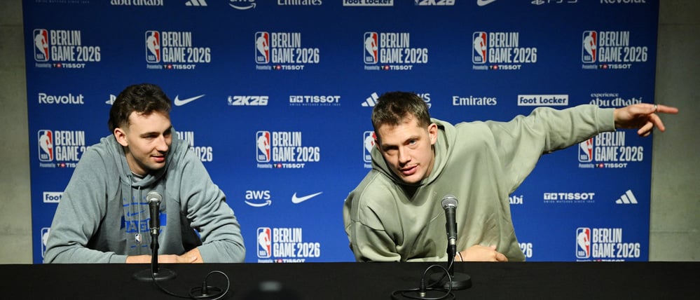 Moritz (rechts) und Franz Wagner sind mit Orlando zurück in ihrer Heimatstadt.