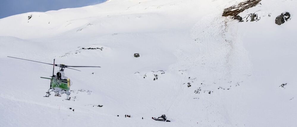 In Österreich ist ein Zwölfjähriger bei einem Lawinenunglück gestorben. 