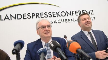 Reiner Haseloff will am 27. Januar als Ministerpräsident zurücktreten. Einen Tag später soll Sven Schulz zum Nachfolger gewählt werden.