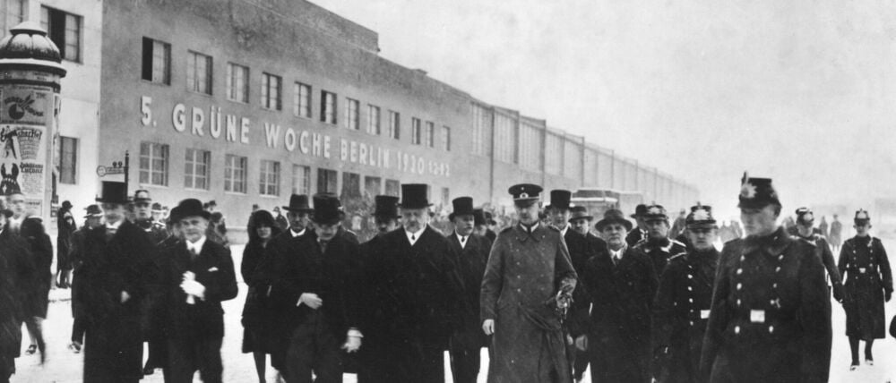 Seit 100 Jahren zeigt die deutsche und internationale Agrarbranche auf der Grünen Woche, was Landwirtschaft zu bieten hat. 