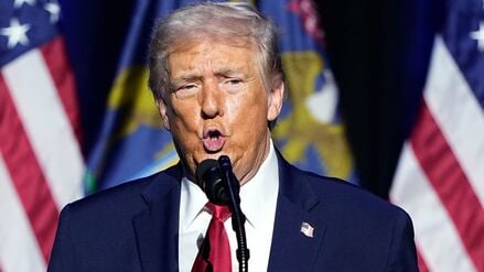 Auch um obszöne Gesten nicht verlegen: Auf unrühmliche Beschimpfungen reagiert der US-Präsident schon auch mal mit dem Mittelfinger. 