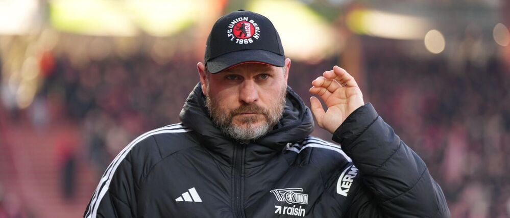 Steffen Baumgart hat seinen Vertrag als Chefcoach bei Union Berlin verlängert. 