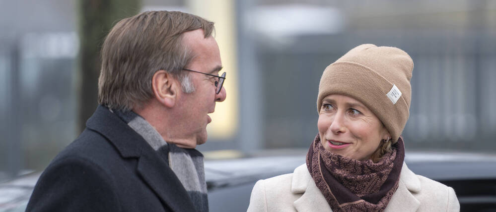 Verteidigungsminister Boris Pistorius (SPD) empfängt die Hohe Vertreterin der Europäischen Union für Außen- und Sicherheitspolitik und Vizepräsidentin der Europäischen Kommission, Kaja Kallas, zum Antrittsbesuch in Berlin.