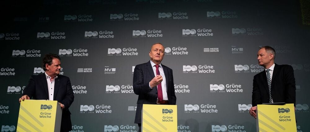 Die Landwirtschaft steht zu Beginn der Agrarmesse Grüne Woche unter Druck.