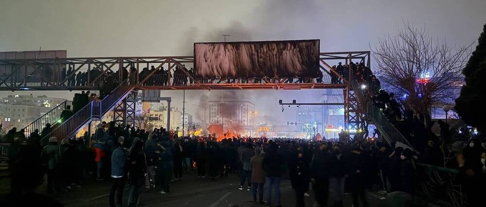 Im Iran finden derzeit Massenproteste statt, denen das Regime mit extremer Gewalt begegnet – hier in Teheran am 10. Januar.