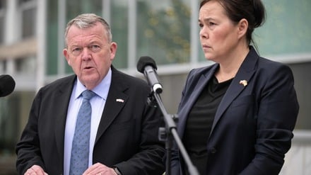 Der dänische Außenminister Lars Løkke Rasmussen and Grönlands Außenministerin Vivian Motzfeldt.
