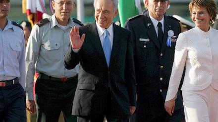 Peres