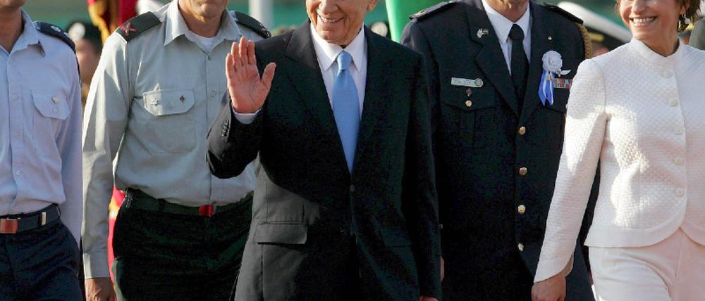 Peres