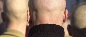 070723skinheads