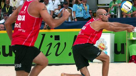 070730beachvolleyball