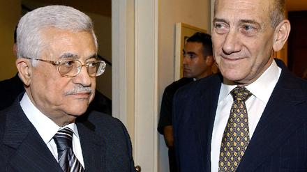 070828abbas_olmert