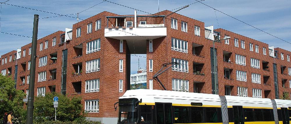 Tram