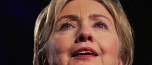 Hillary CLINTON
