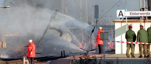 Großeinsatz. Die Feuerwehr versuchte, weitere Explosionen zu verhindern.