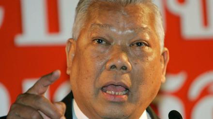 Samak Sundaravej